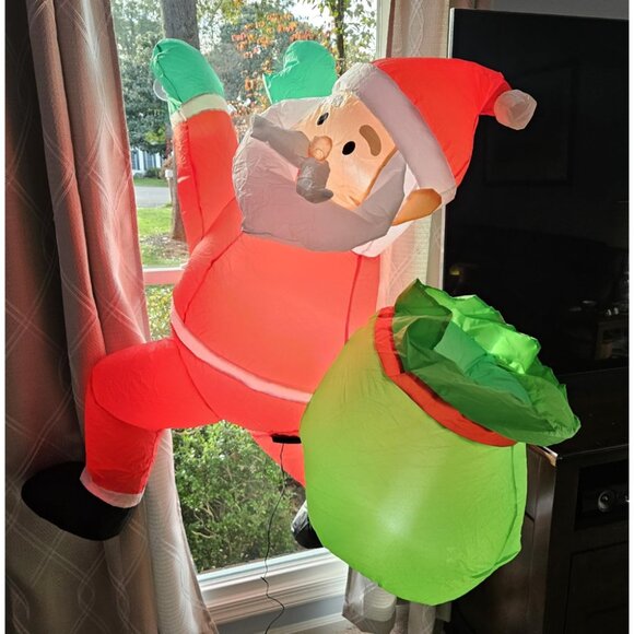 🆕4FT Christmas Inflatable Santa Claus Gift Bag Window Roof Outdoor Decoration - Picture 3 of 9